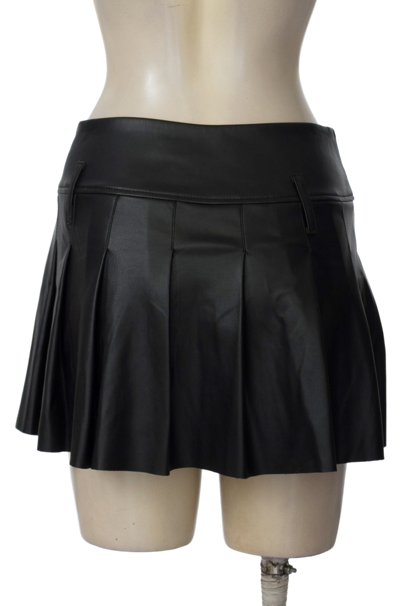 Falda color Negro - Bershka