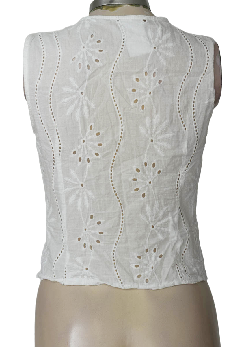 Top / Camiseta color Blanco - Closeando
