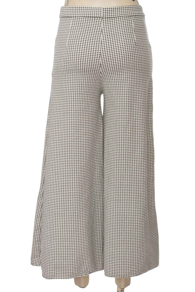 Pantalones color Estampado - Closeando