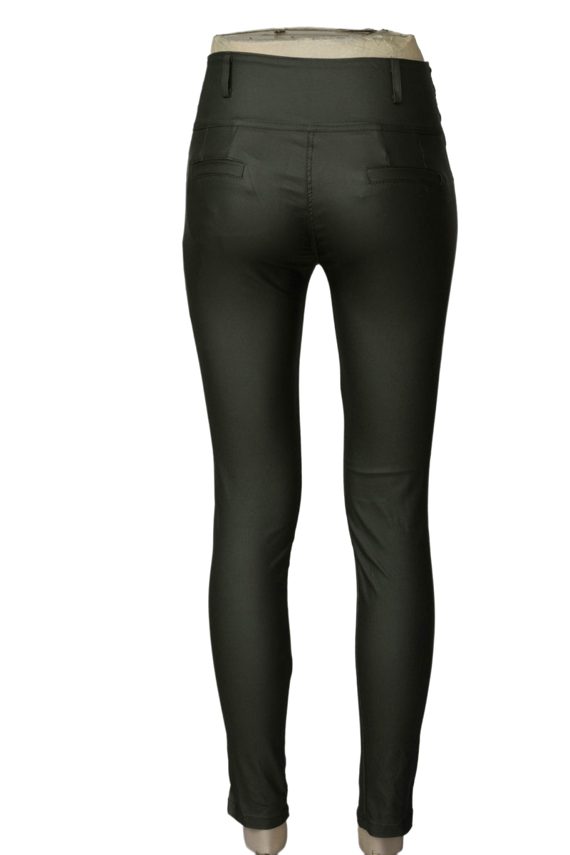 Pantalones color Verde - Closeando