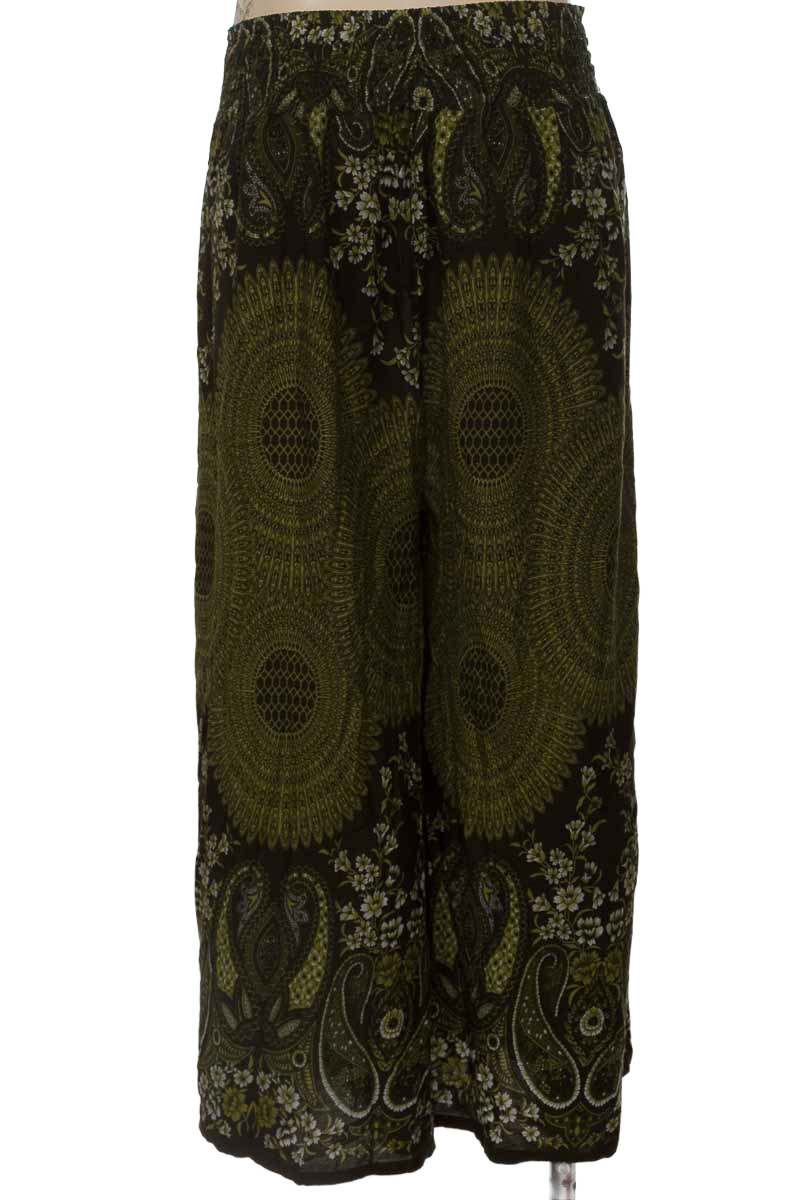 Pantalones color Verde - Closeando