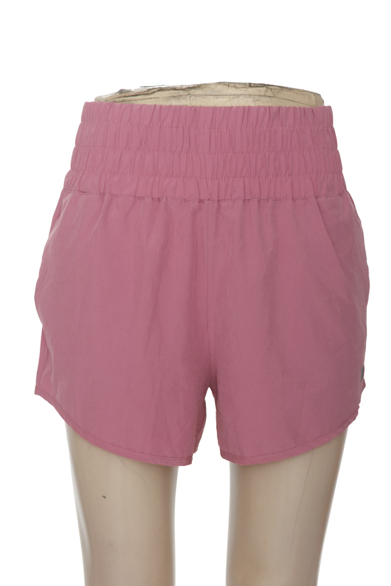 Ropa Deportiva / Salida de Baño color Fucsia - Wilson