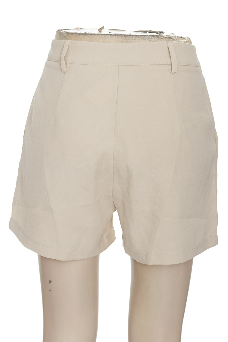 Short color Beige - Follow me 