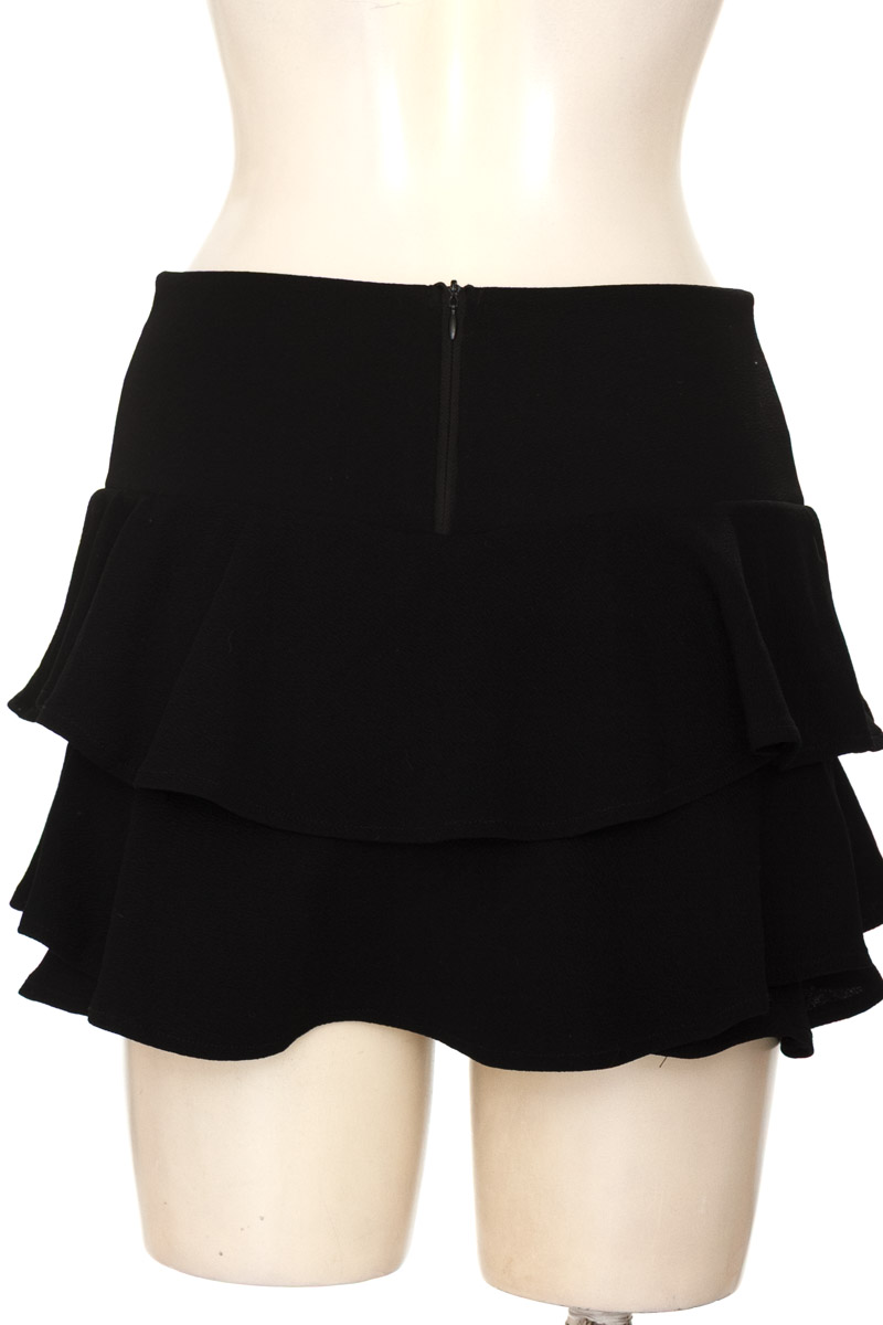 Falda color Negro - Closeando