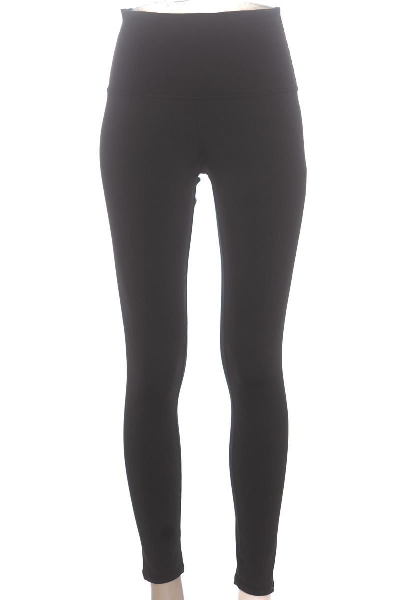 Ropa Deportiva / Salida de Baño color Negro - GreenFit