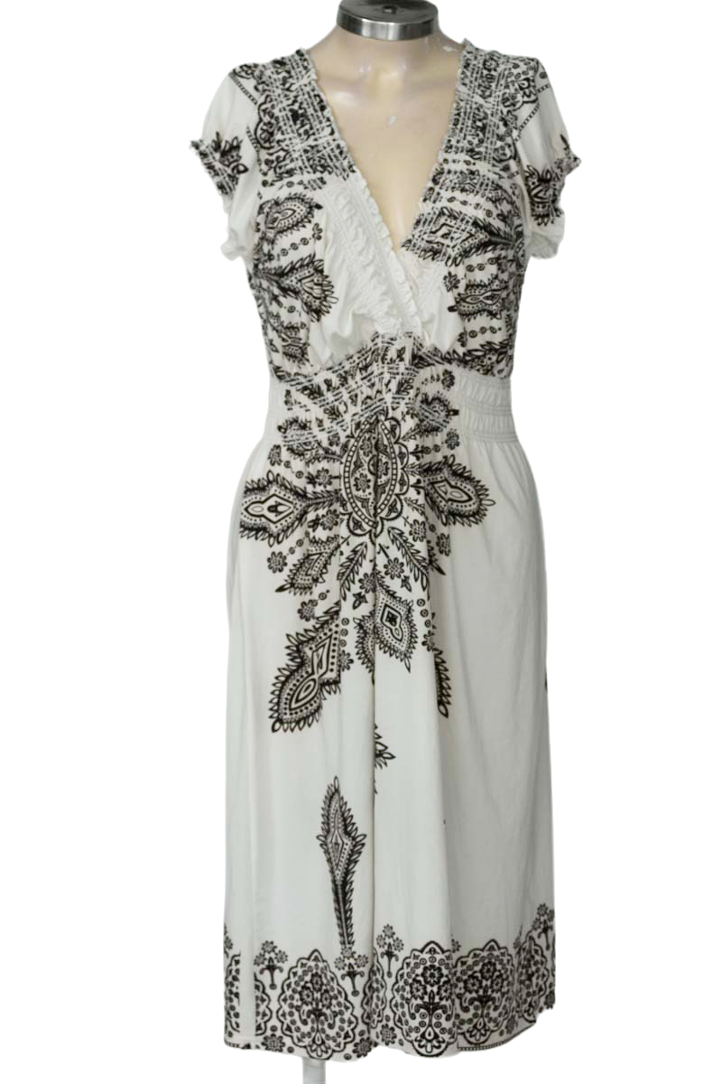 Vestido / Enterizo color Blanco - Closeando