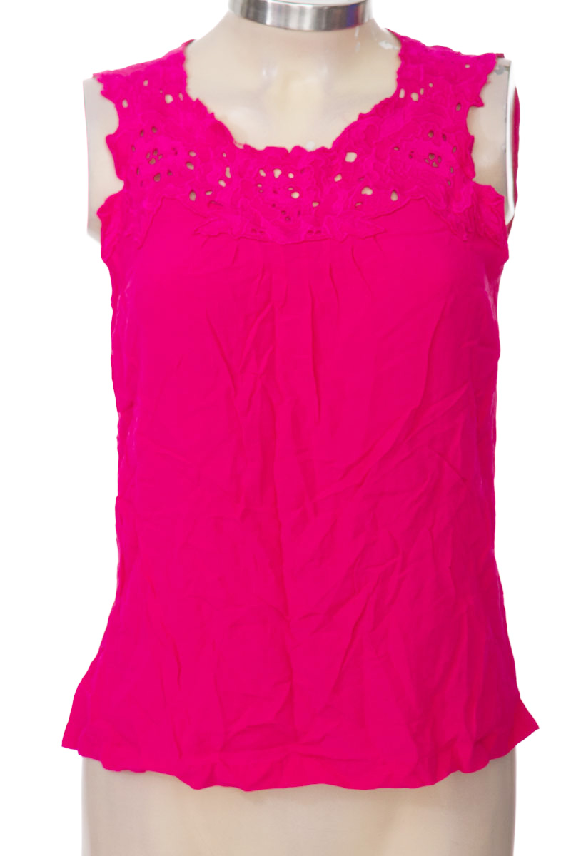 Top / Camiseta color Fucsia - Julio