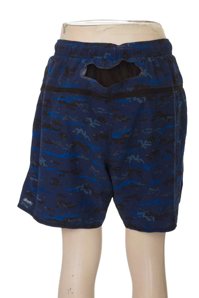 Ropa Deportiva color Azul - Closeando