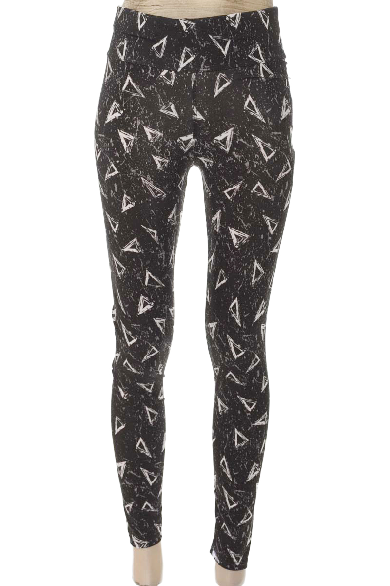 Ropa Deportiva / Salida de Baño color Negro - Closeando