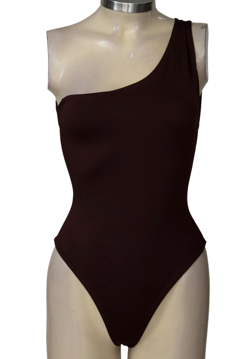 Top / Camiseta color Café - Closeando