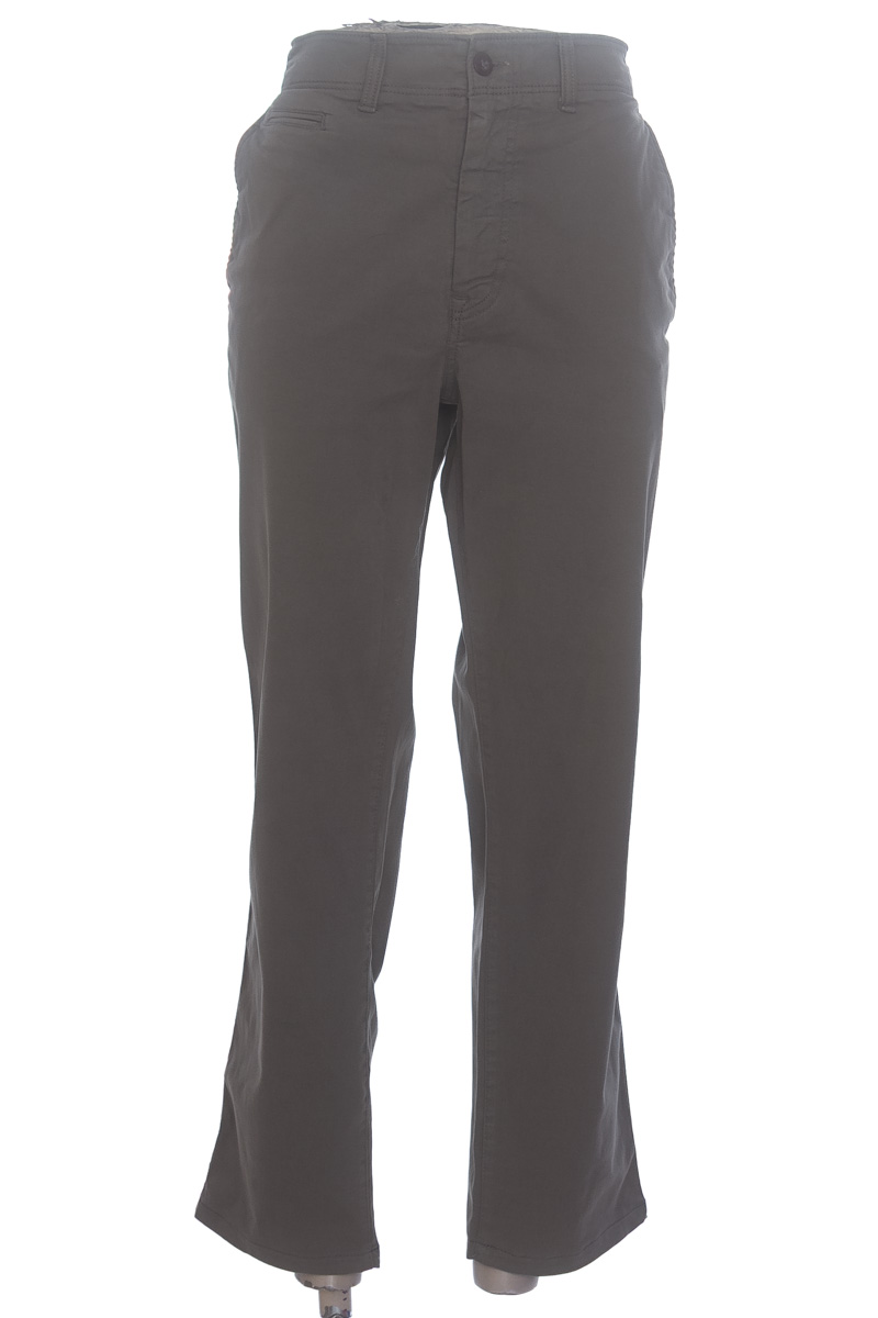 Pantalón color Verde - American Eagle