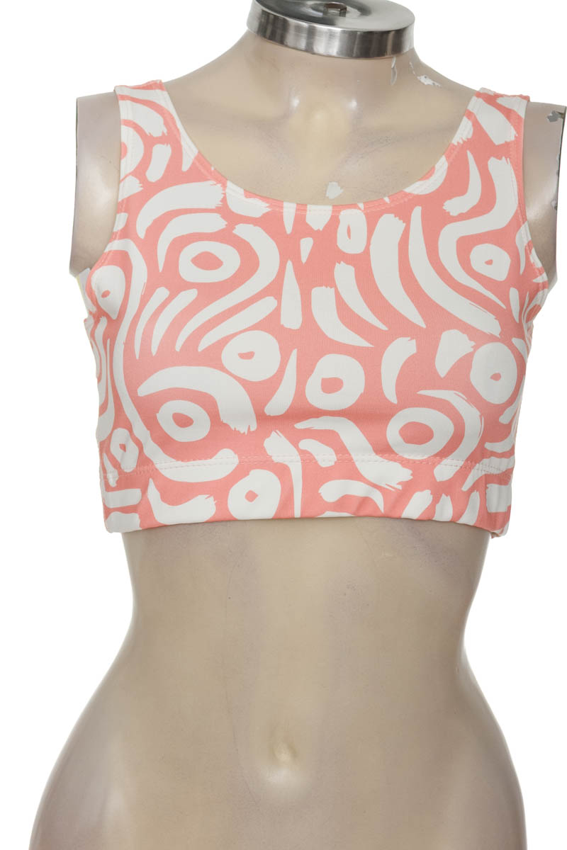 Ropa Deportiva / Salida de Baño color Rosado - GreenFit