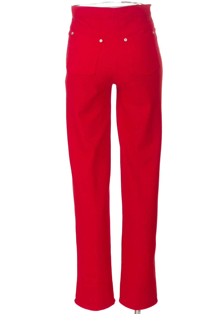 Pantalones color Rojo - Closeando