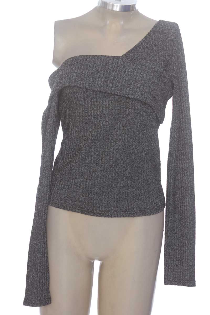 Sweater color Gris - Shein