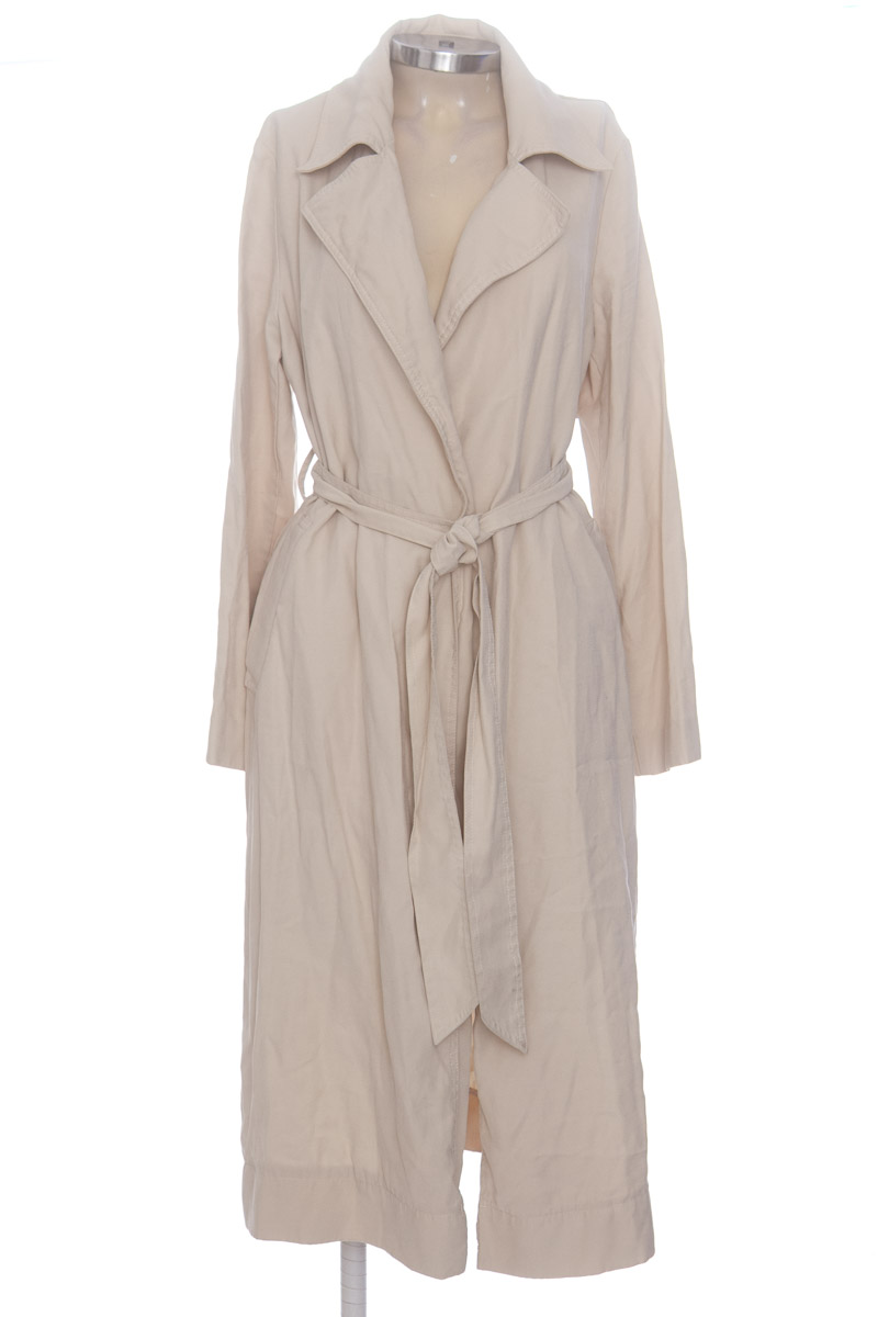 Chaqueta / Abrigo color Beige - MNG