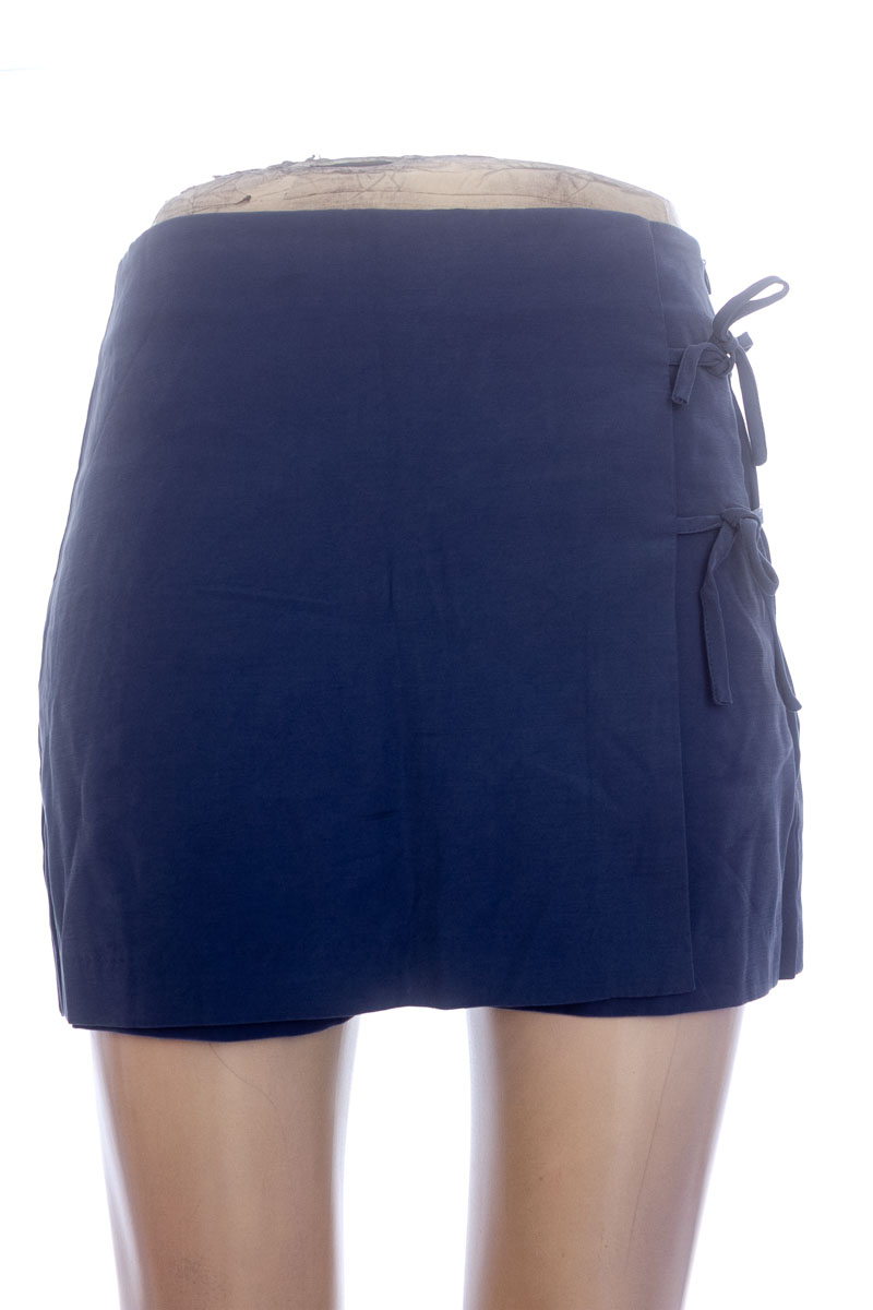 Short color Azul - Stradivarius