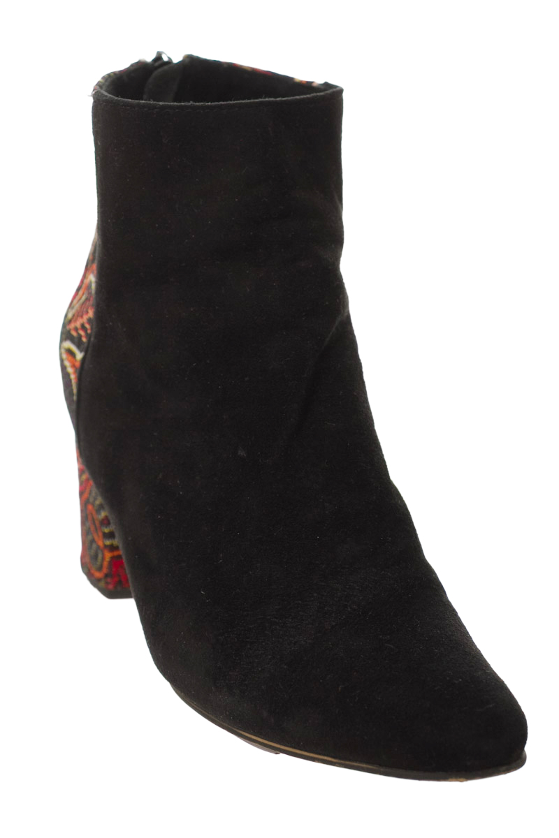 Zapatos color Negro - Opposite