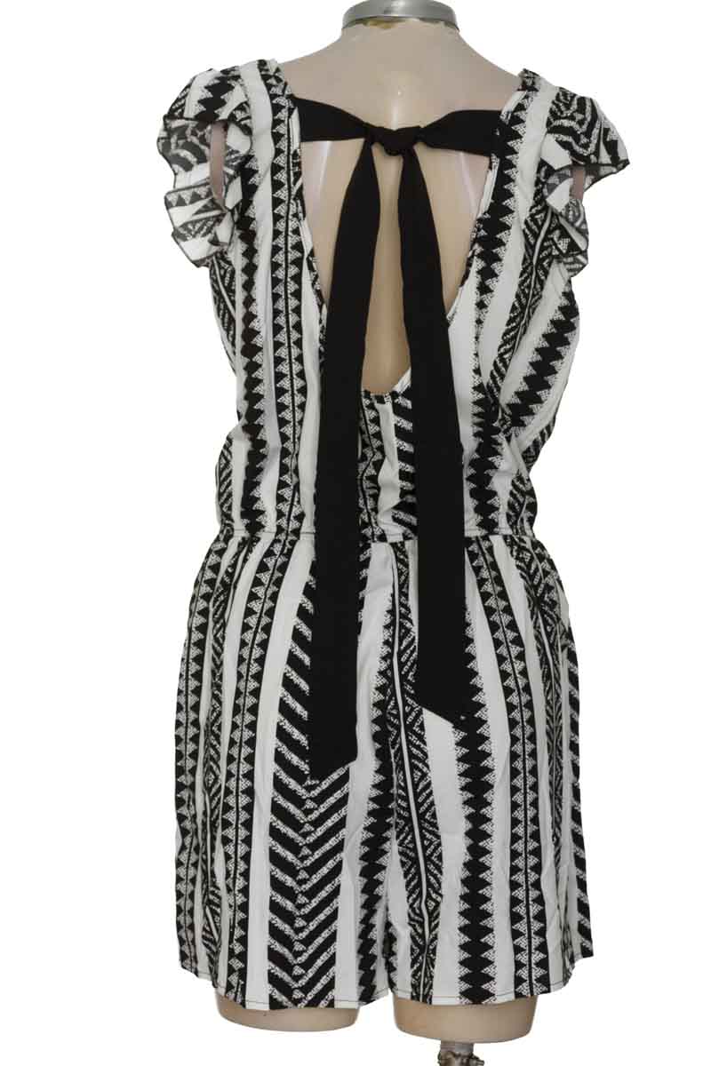 Vestido / Enterizo color Estampado - Closeando