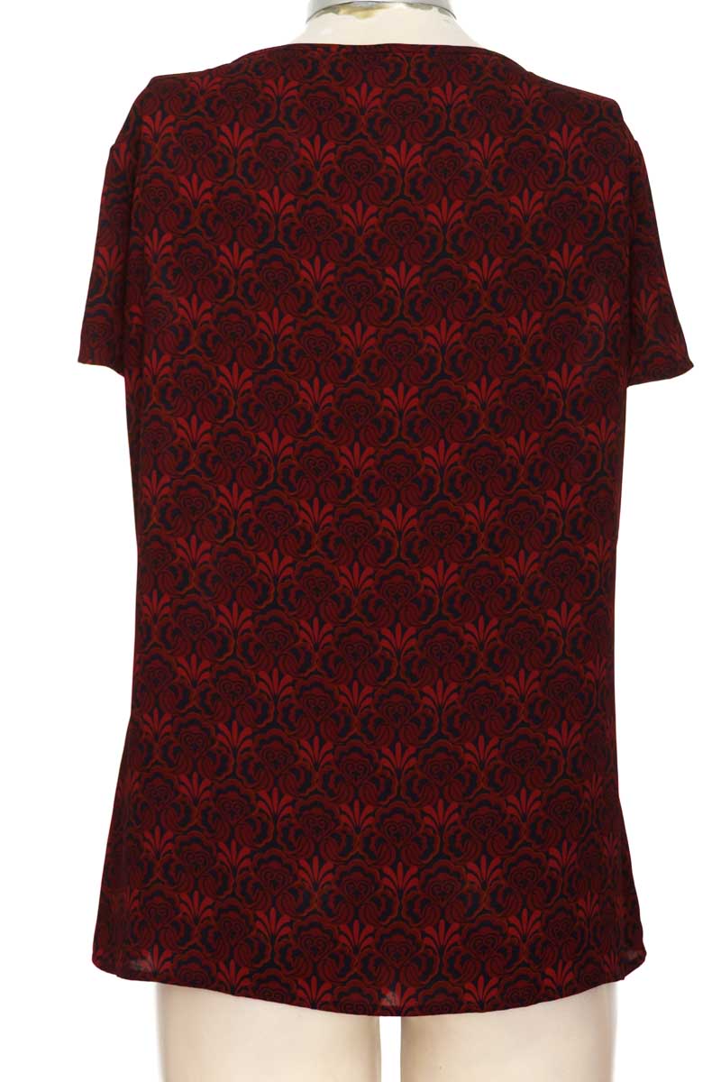 Top / Camiseta color Vinotinto - Ann Taylor