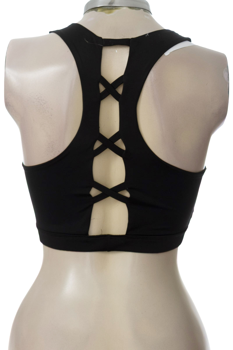 Ropa Deportiva / Salida de Baño color Negro - Closeando