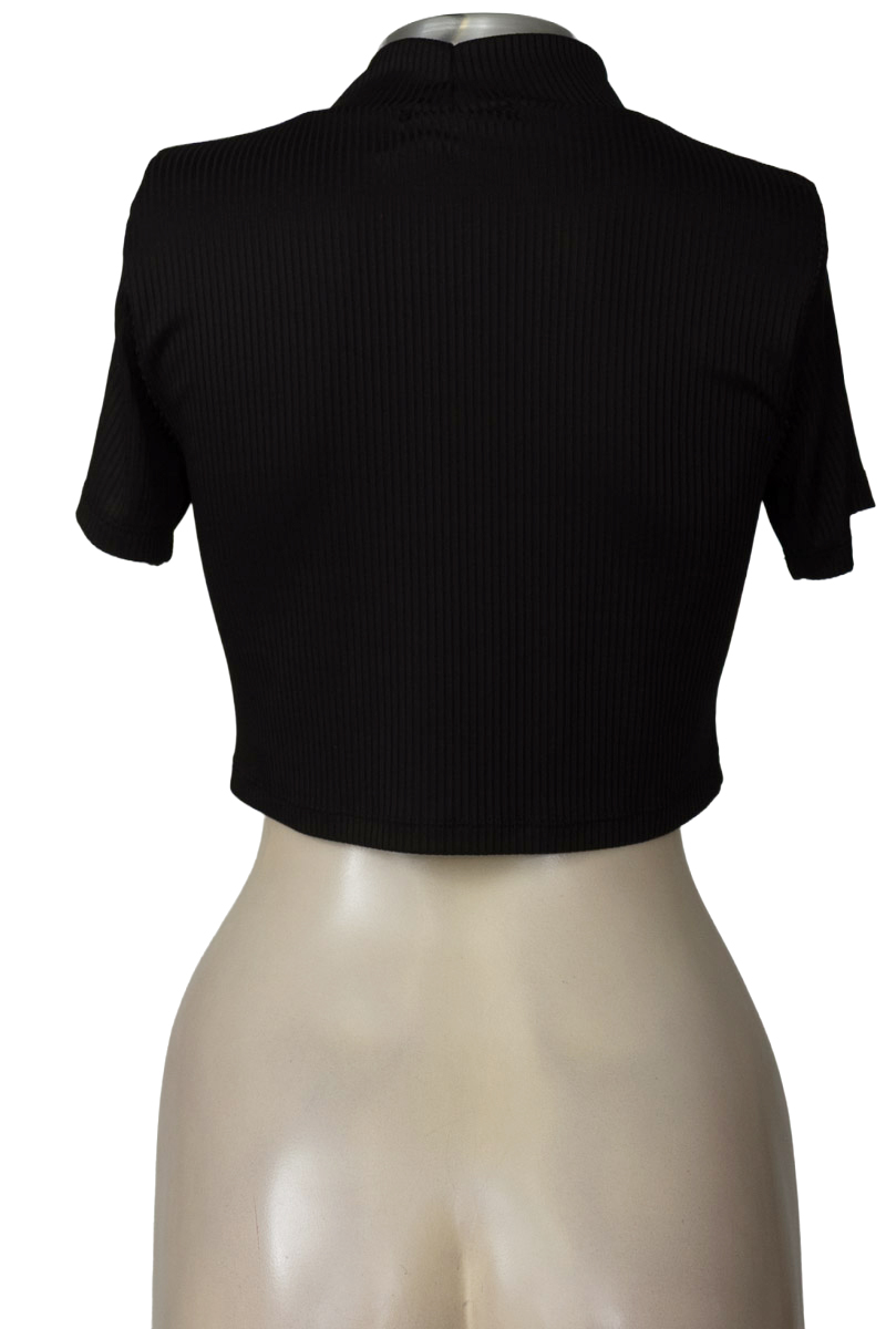 Top / Camiseta color Negro - NAVISSI