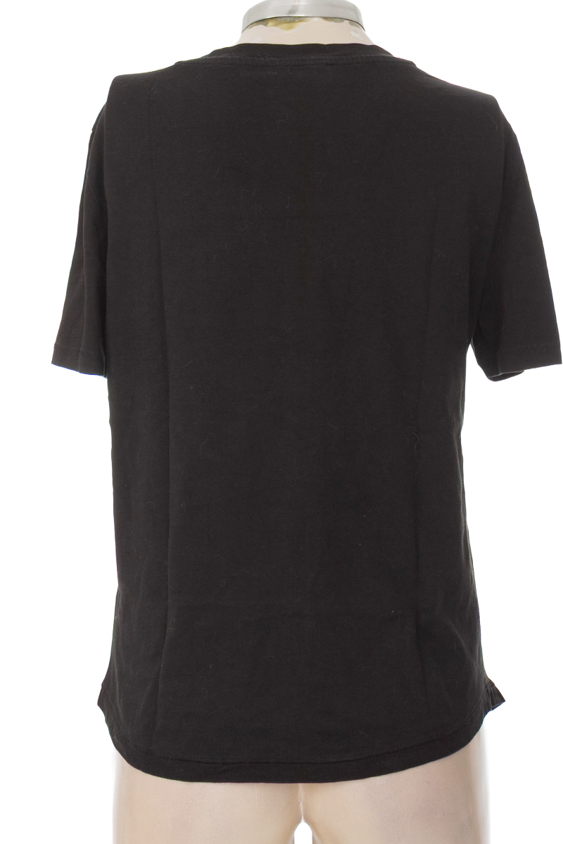 Top / Camiseta color Negro - MNG