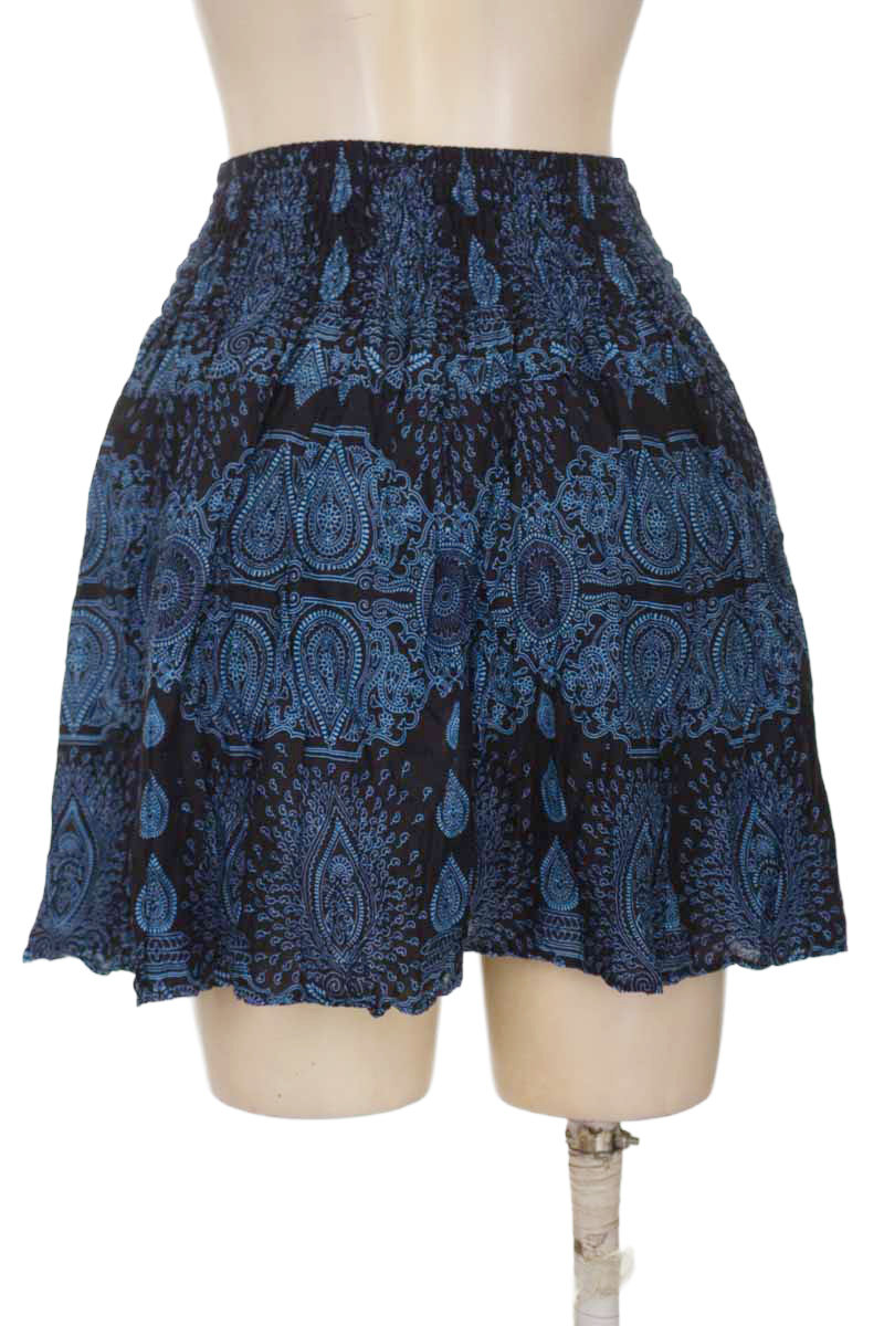 Falda color Negro - Closeando