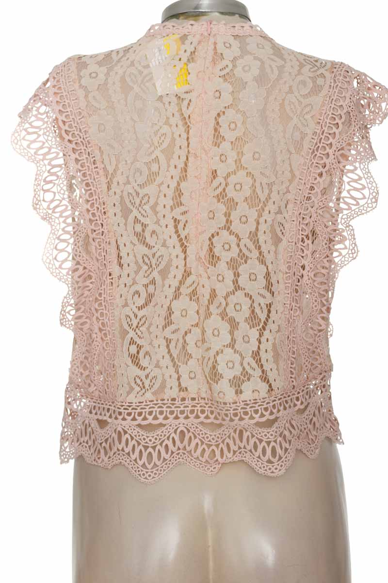 Top / Camiseta color Rosado - Closeando