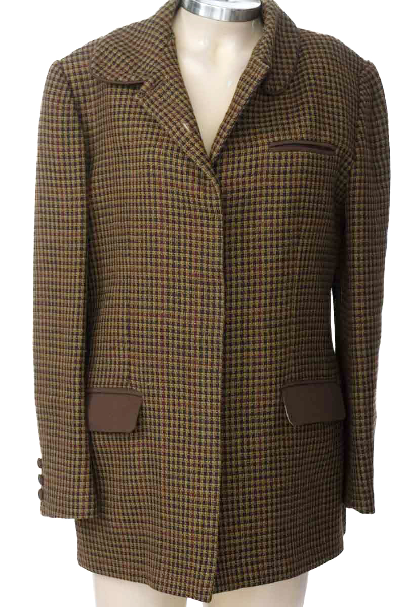 Chaqueta / Abrigo color Café - Closeando