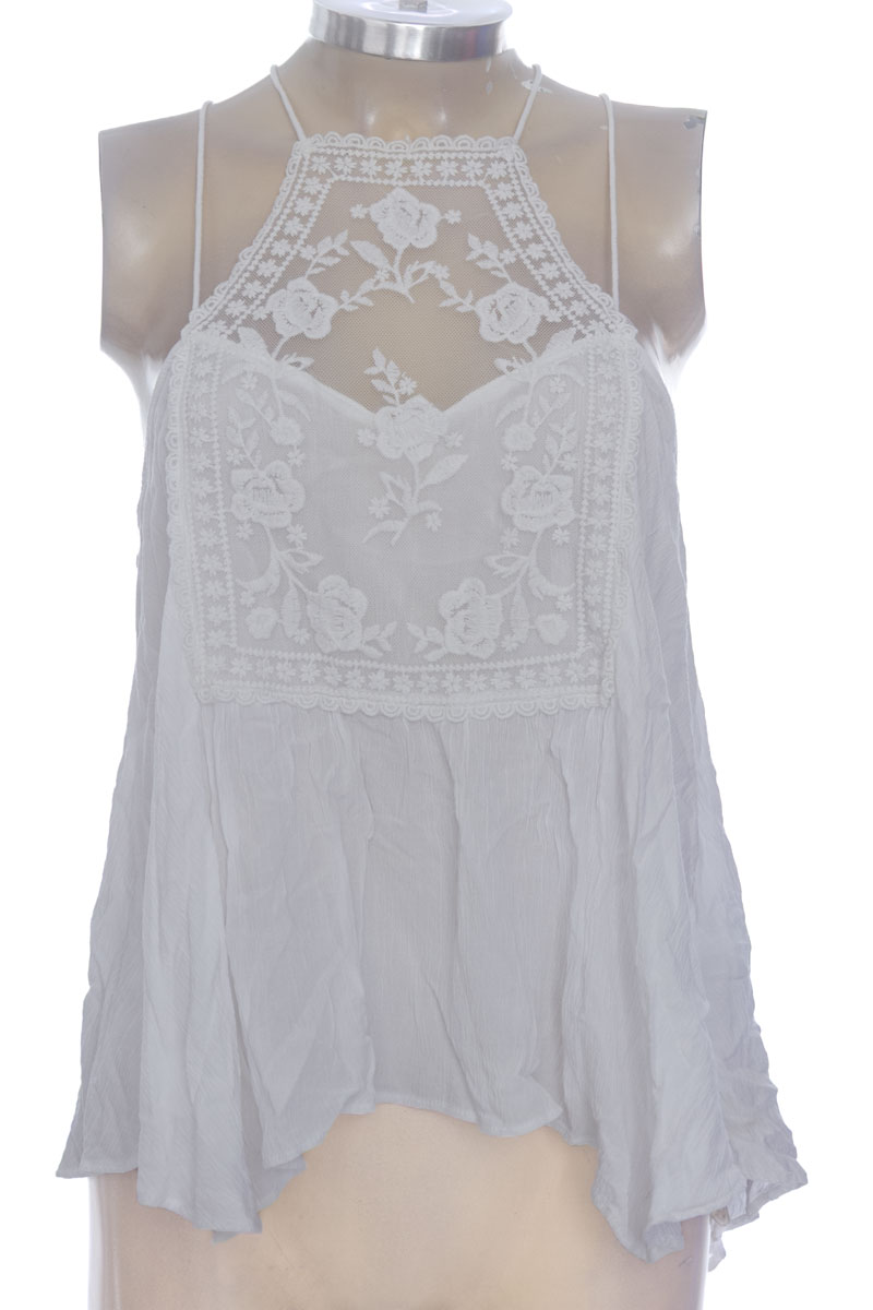 Top / Camiseta color Blanco - Closeando