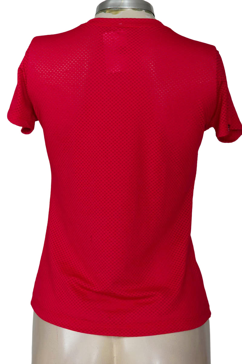 Ropa Deportiva / Salida de Baño color Rojo - Closeando