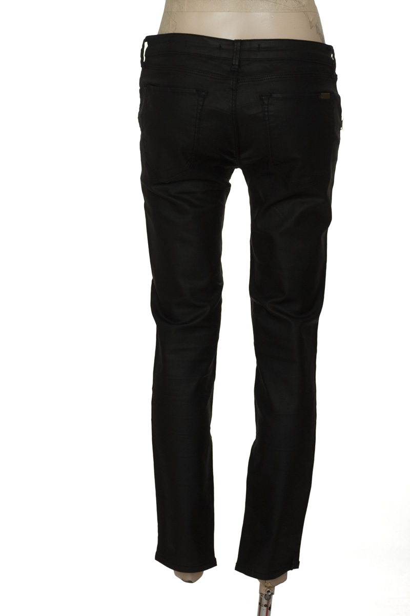 Pantalones color Negro - Zara