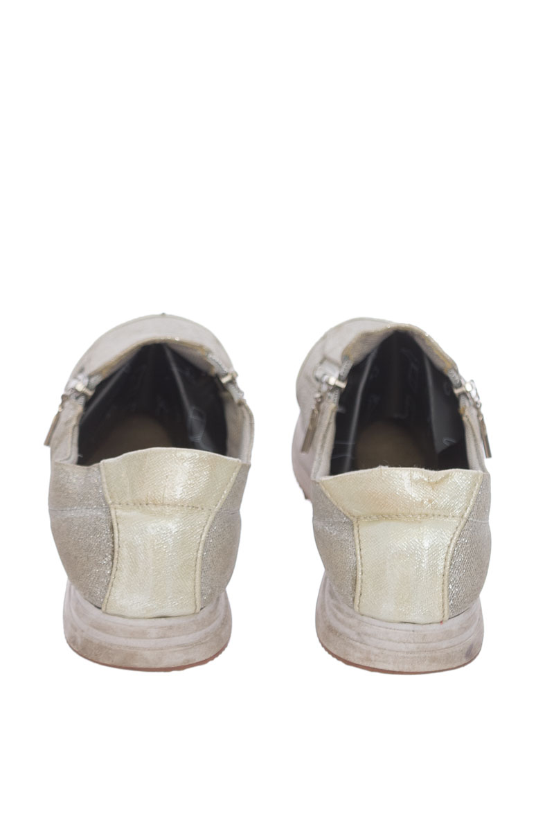 Zapatos color Plateado - Garvi