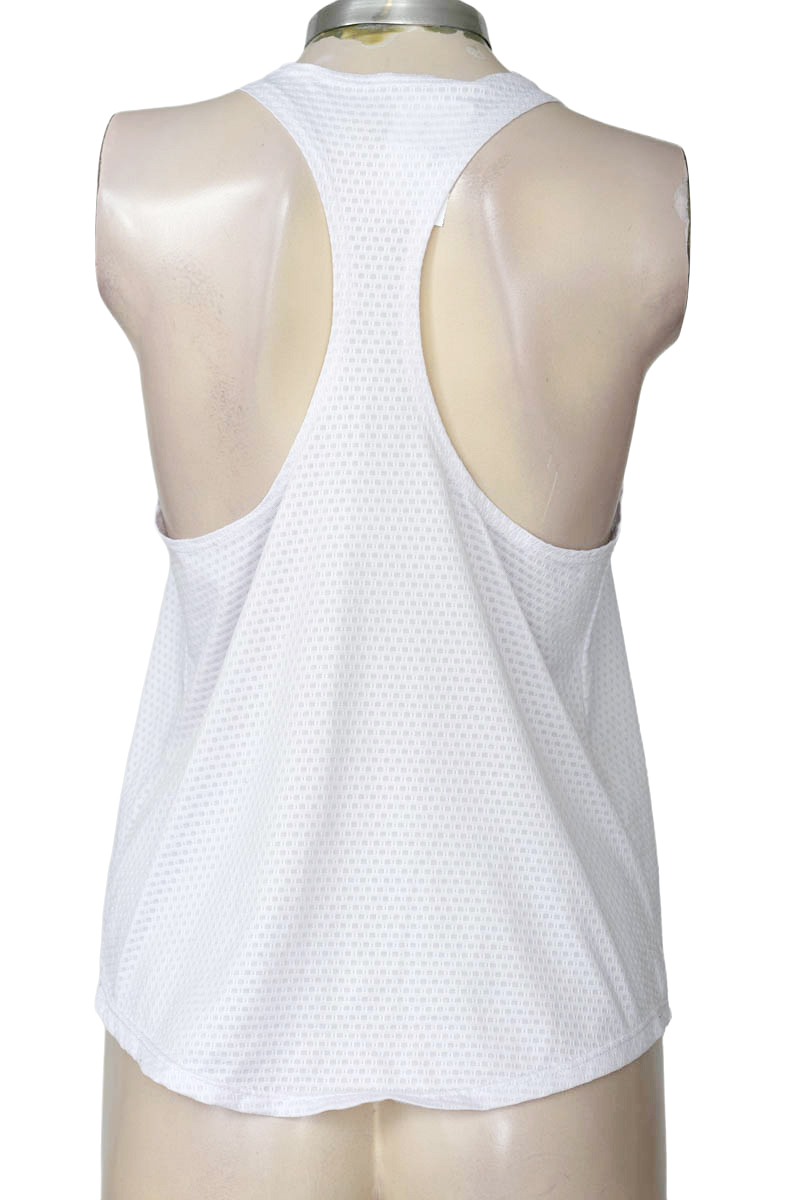 Ropa Deportiva / Salida de Baño color Blanco - Closeando