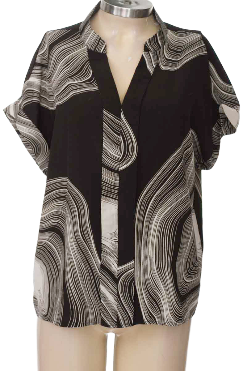 Blusa color Negro - Closeando