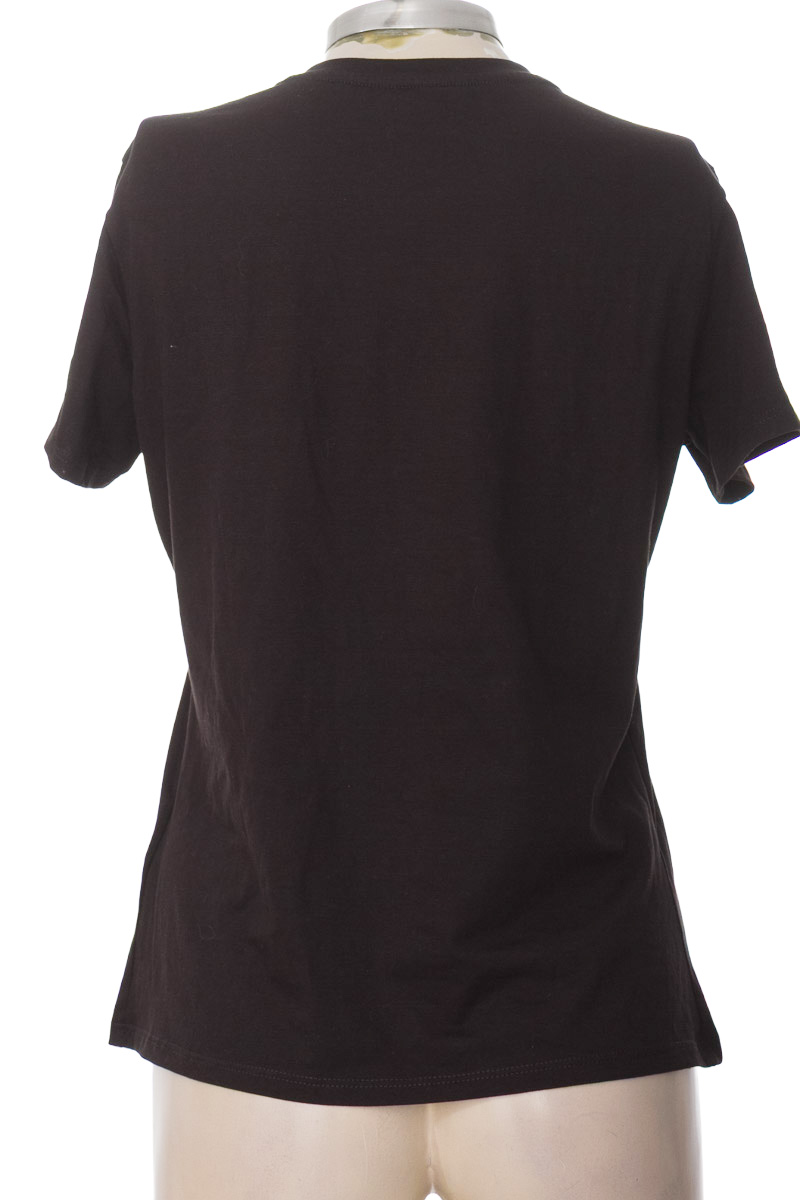 Top / Camiseta color Negro - Arturo Calle