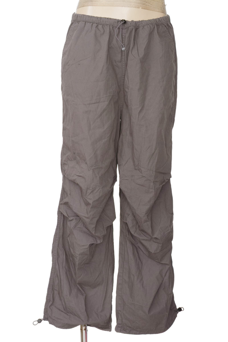 Pantalón color Gris - Divided by H&M