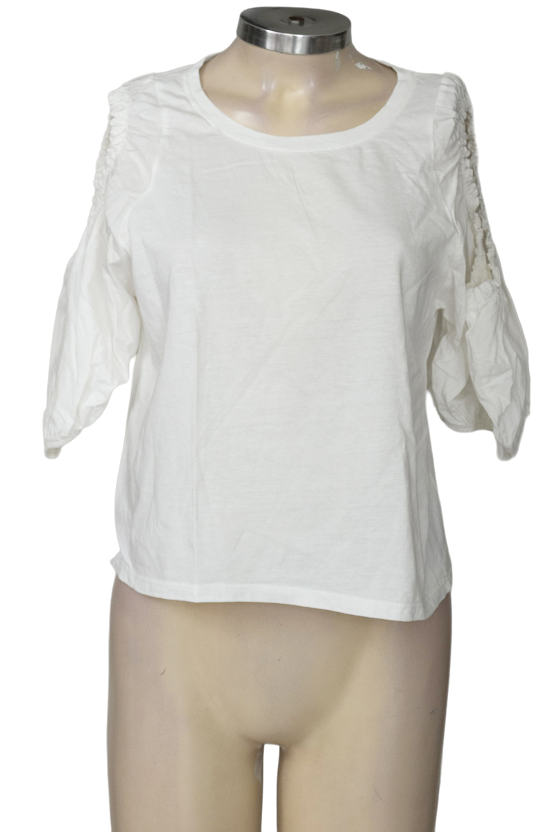 Top / Camiseta color Blanco - Zara