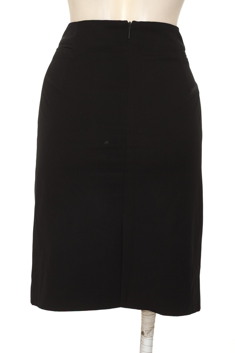 Falda color Negro - MNG