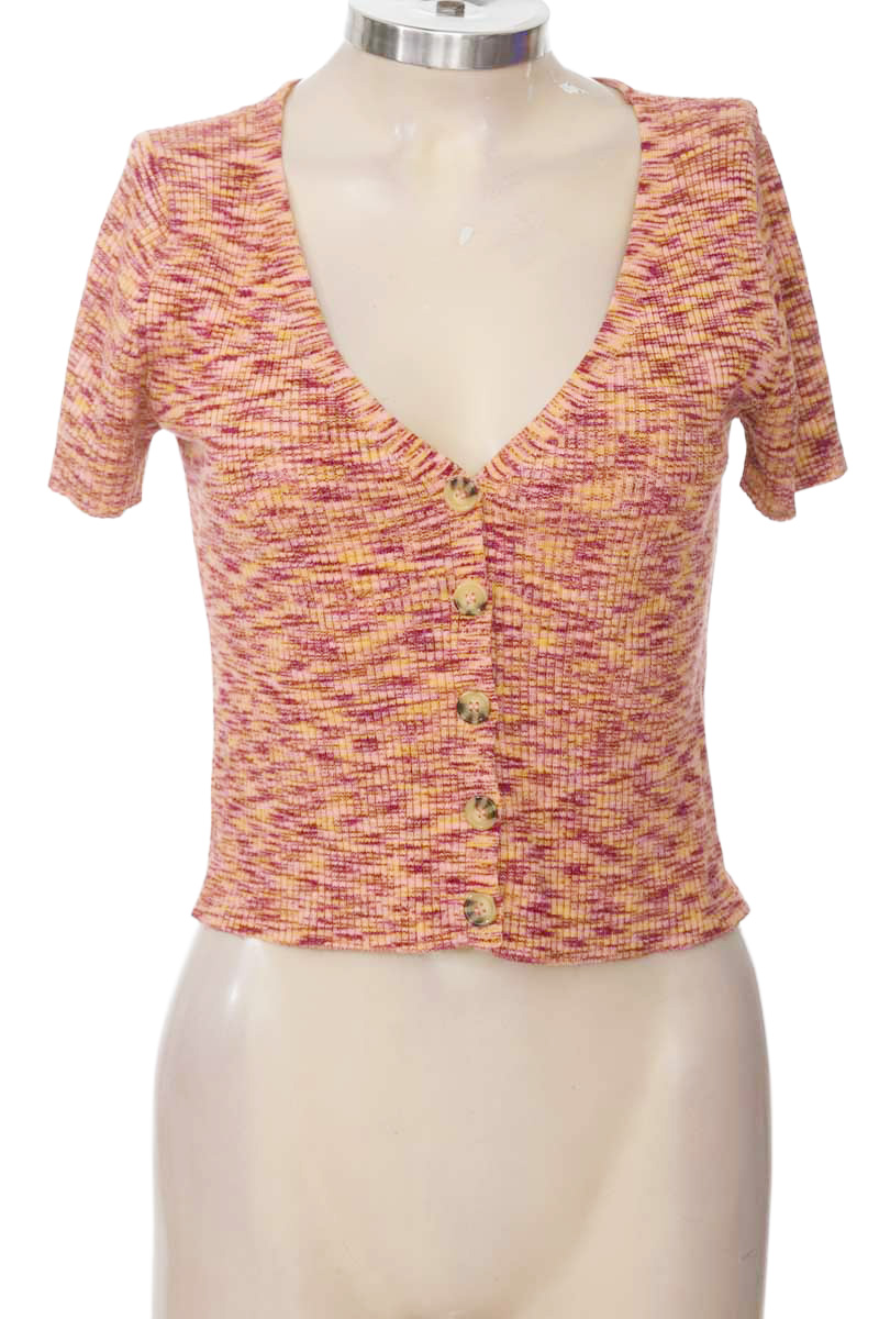 Sweater color Rosado - Closeando