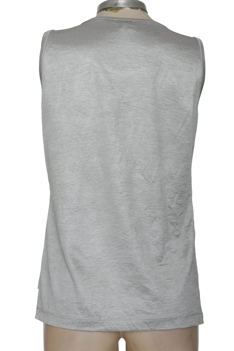 Blusa color Plateado - Closeando