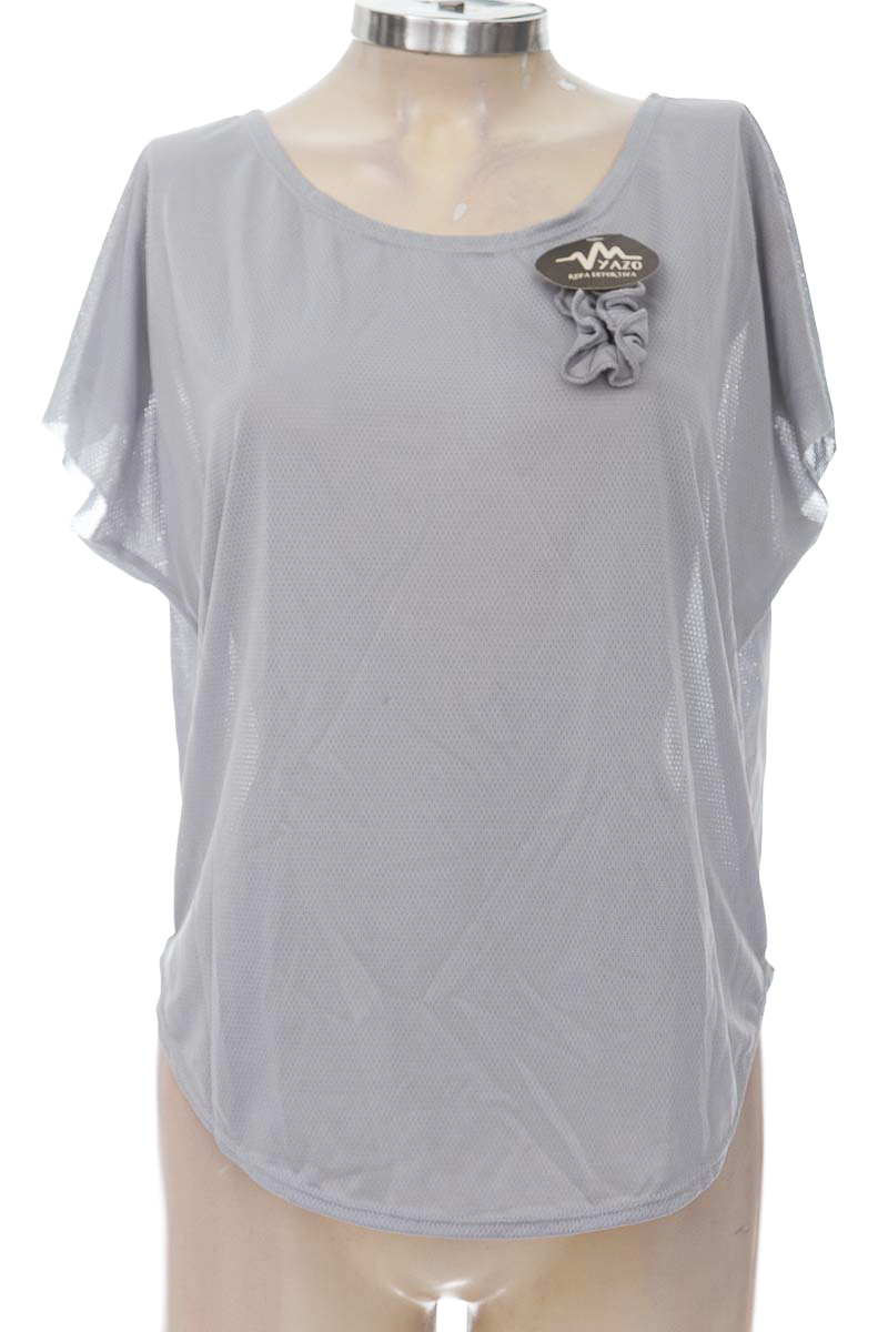 Ropa Deportiva / Salida de Baño color Gris - Yazo