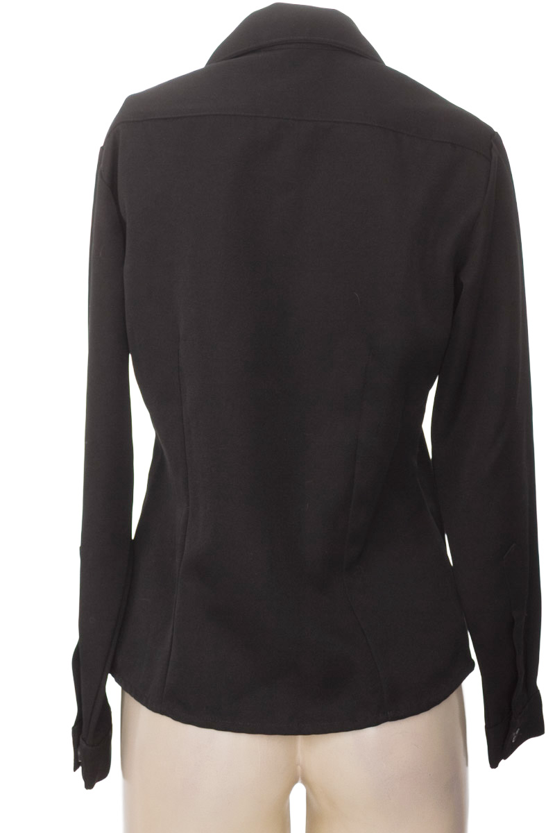 Blusa color Negro - Closeando