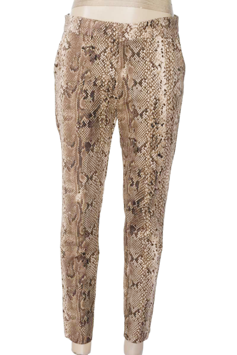 Pantalones color Beige - Stradivarius
