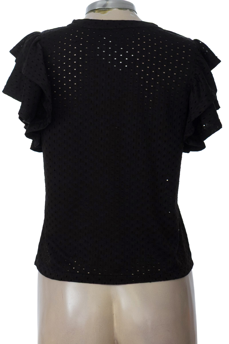 Blusa color Negro - Basement