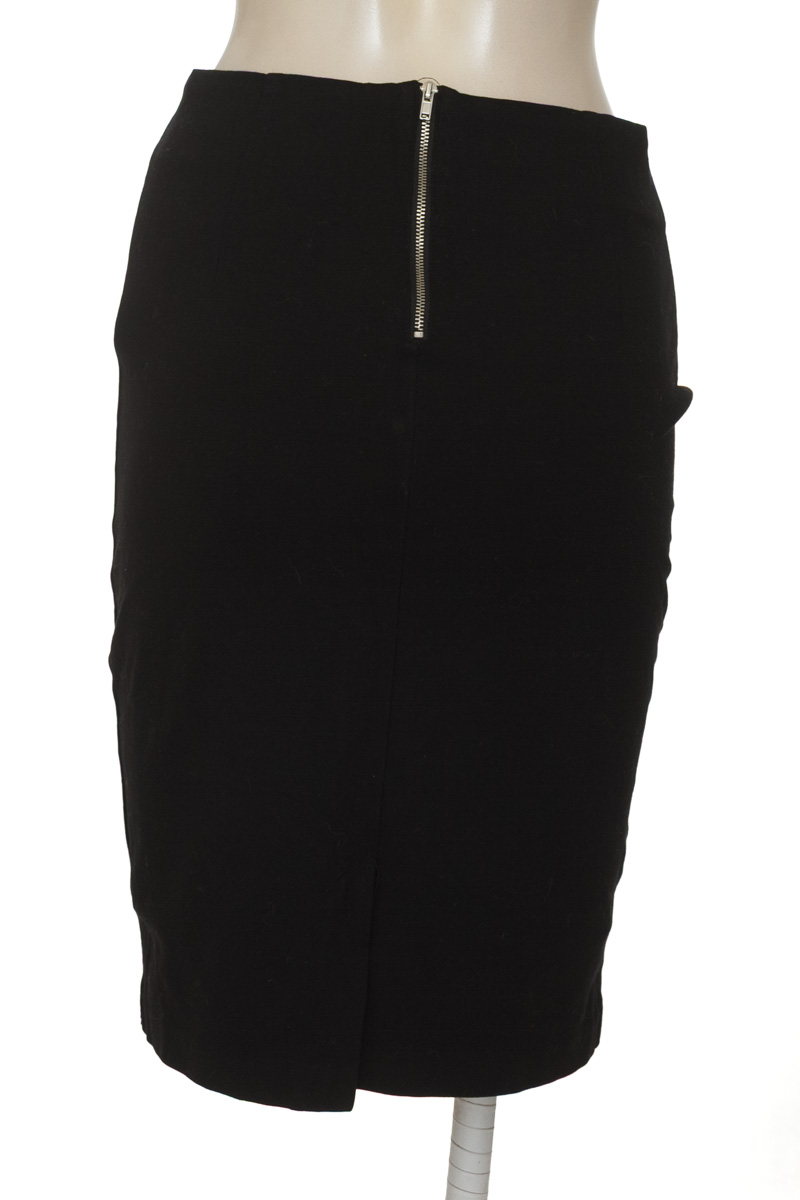 Falda color Negro - Forever 21