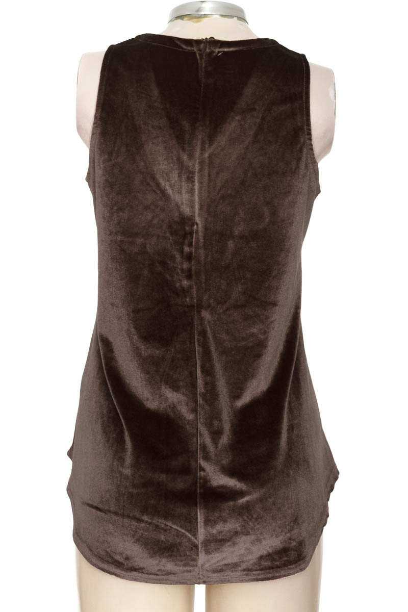 Top / Camiseta color Bronce - Closeando