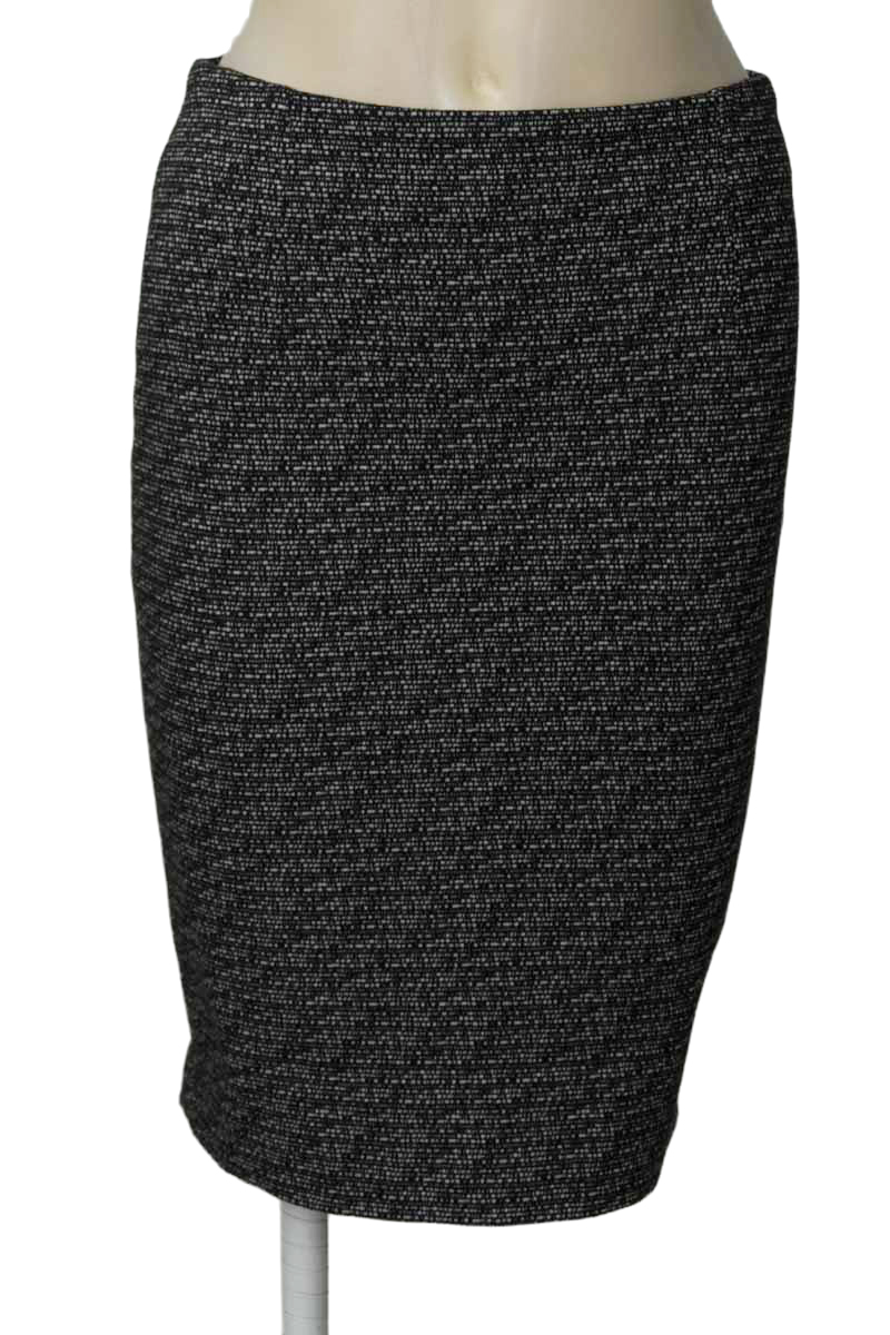 Falda color Gris - Closeando