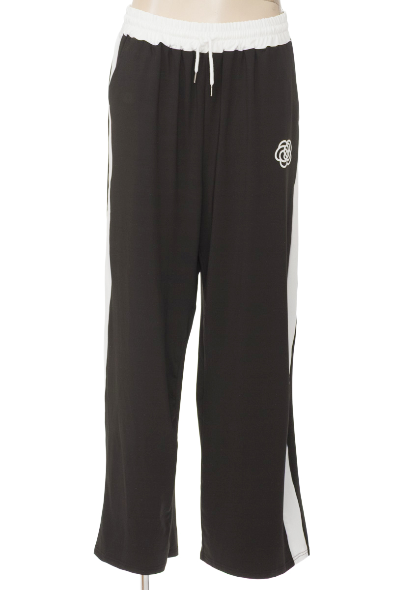 Pantalones color Negro - Closeando