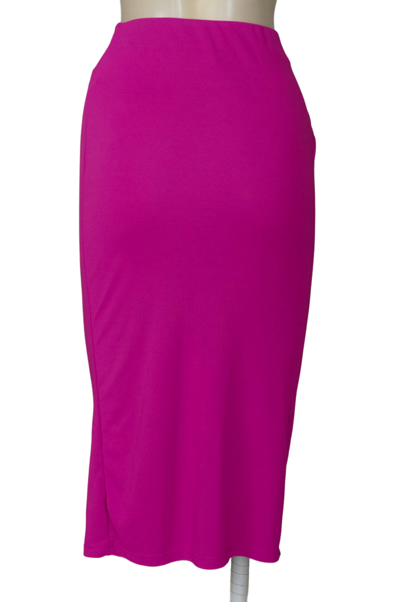 Falda color Fucsia - Zara